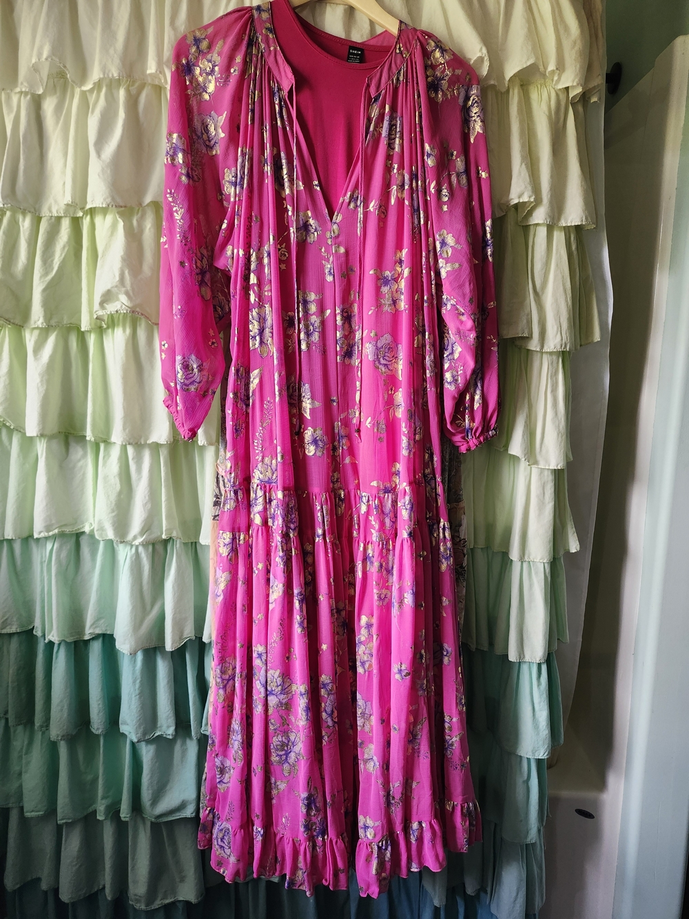 Women's Fuchsia Floral Maxi Dress - Unbranded